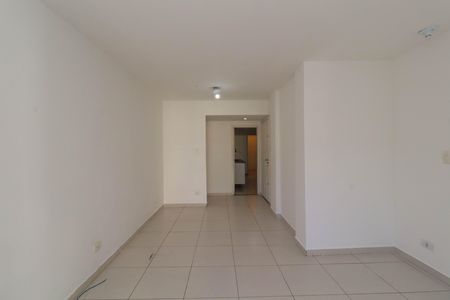 Apartamento à venda com 75m², 2 quartos e sem vagaSala