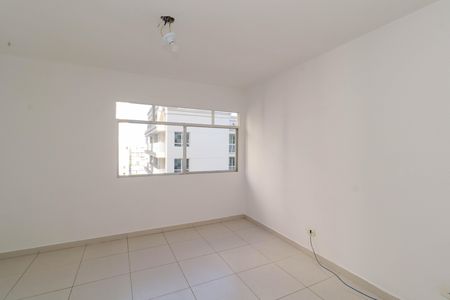 Apartamento à venda com 75m², 2 quartos e sem vagaSala