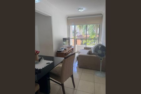 Apartamento à venda com 71m², 3 quartos e 1 vaga Apartamento à venda com 71m², 3 quartos e 1 vagaSala