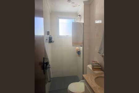 Apartamento à venda com 71m², 3 quartos e 1 vaga Apartamento à venda com 71m², 3 quartos e 1 vagaBanheiro