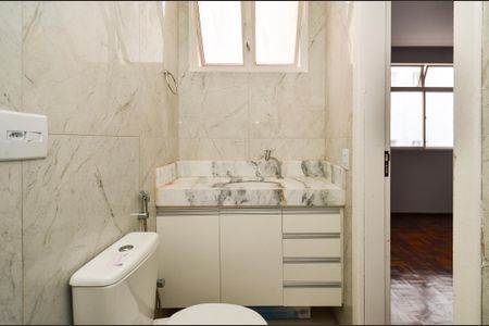 Apartamento à venda com 76m², 2 quartos e 1 vaga Apartamento à venda com 76m², 2 quartos e 1 vagaBanheiro Suíte