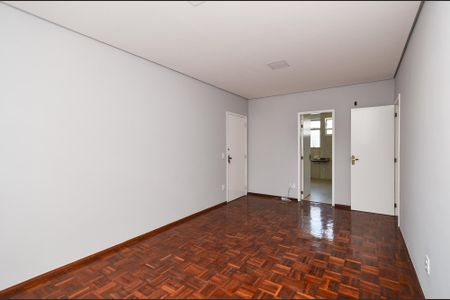 Apartamento à venda com 76m², 2 quartos e 1 vaga Apartamento à venda com 76m², 2 quartos e 1 vagaSala Ambientes