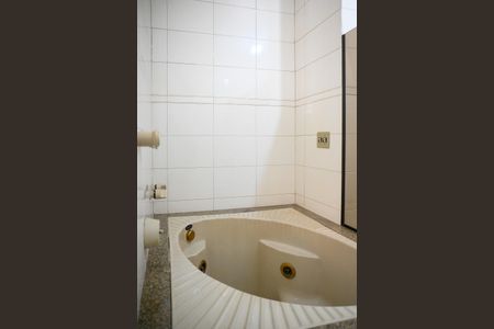 Casa para alugar com 102m², 1 quarto e 2 vagas Casa para alugar com 102m², 1 quarto e 2 vagasBanheiro