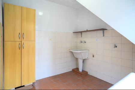 Casa para alugar com 102m², 1 quarto e 2 vagas Casa para alugar com 102m², 1 quarto e 2 vagasÁrea de Serviço