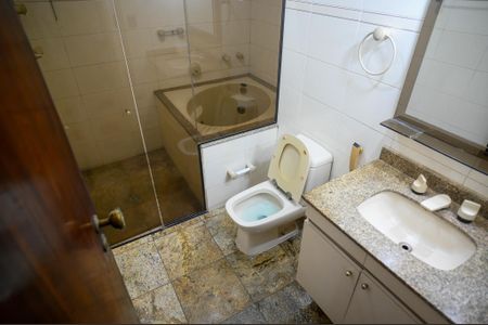 Casa para alugar com 102m², 1 quarto e 2 vagas Casa para alugar com 102m², 1 quarto e 2 vagasBanheiro