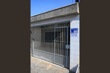 Casa para alugar com 102m², 1 quarto e 2 vagas Casa para alugar com 102m², 1 quarto e 2 vagasFachada