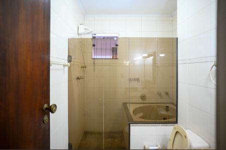 Casa para alugar com 102m², 1 quarto e 2 vagas Casa para alugar com 102m², 1 quarto e 2 vagasBanheiro