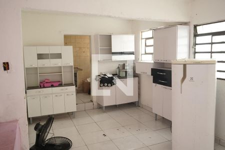 Casa para alugar com 500m², 6 quartos e 8 vagas
