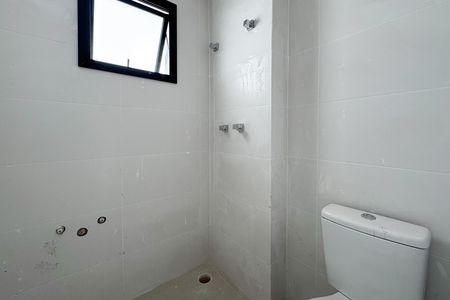 Apartamento à venda com 67m², 2 quartos e 1 vaga Apartamento à venda com 67m², 2 quartos e 1 vagaBanheiro social