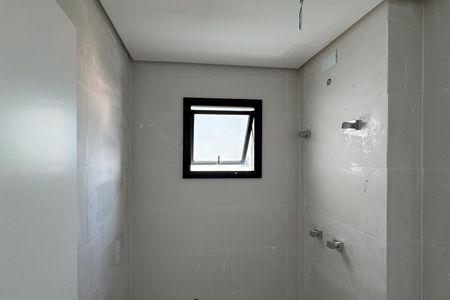 Apartamento à venda com 67m², 2 quartos e 1 vaga Apartamento à venda com 67m², 2 quartos e 1 vagaBanheiro social