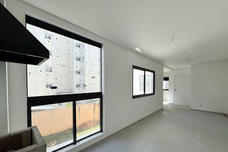 Apartamento à venda com 67m², 2 quartos e 1 vaga Apartamento à venda com 67m², 2 quartos e 1 vagaSala