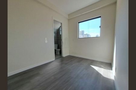 Apartamento à venda com 32m², 1 quarto e sem vaga