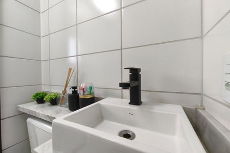 Apartamento para alugar com 44m², 2 quartos e 1 vaga Apartamento para alugar com 44m², 2 quartos e 1 vagaBanheiro