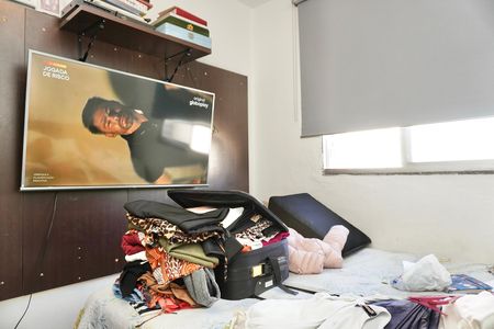 Quarto 2 de apartamento à venda com 3 quartos, 56m² em Alto Caiçaras, Belo Horizonte