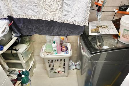Apartamento à venda com 56m², 3 quartos e 1 vaga Apartamento à venda com 56m², 3 quartos e 1 vagaCozinha e Área de Serviço