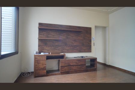 Sala  de apartamento à venda com 2 quartos, 62m² em São João, Porto Alegre