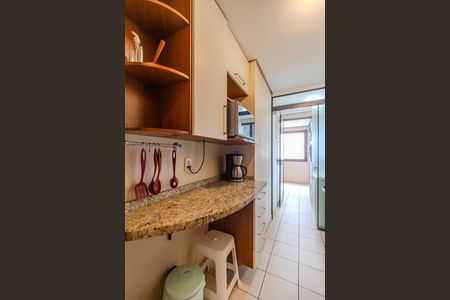 Apartamento para alugar com 83m², 3 quartos e 2 vagas Apartamento para alugar com 83m², 3 quartos e 2 vagasCozinha