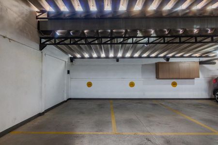 Garagem de apartamento à venda com 3 quartos, 83m² em Jardim Botânico, Porto Alegre