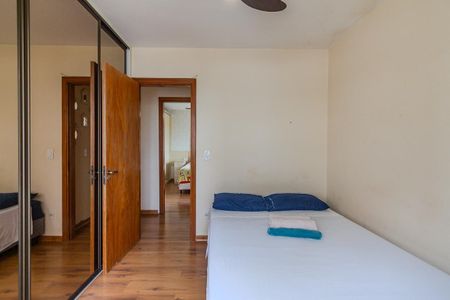 Quarto 2 de apartamento à venda com 3 quartos, 83m² em Jardim Botânico, Porto Alegre