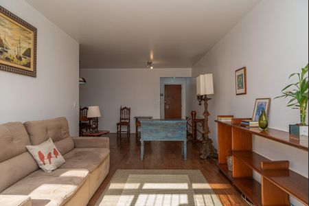 Apartamento para alugar com 128m², 3 quartos e 2 vagas Apartamento para alugar com 128m², 3 quartos e 2 vagasSala
