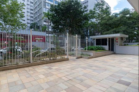 Apartamento para alugar com 128m², 3 quartos e 2 vagas Apartamento para alugar com 128m², 3 quartos e 2 vagasÁrea comum - Portaria