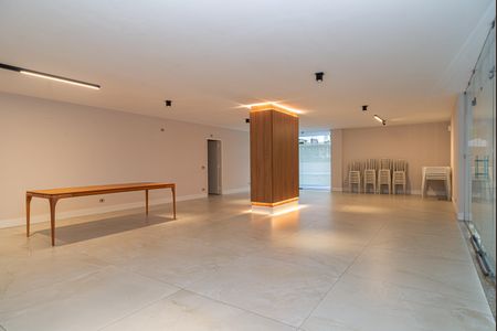 Apartamento para alugar com 128m², 3 quartos e 2 vagas Apartamento para alugar com 128m², 3 quartos e 2 vagasÁrea comum - Salão de festas