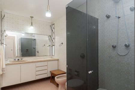 Apartamento para alugar com 128m², 3 quartos e 2 vagas Apartamento para alugar com 128m², 3 quartos e 2 vagasBanheiro 1