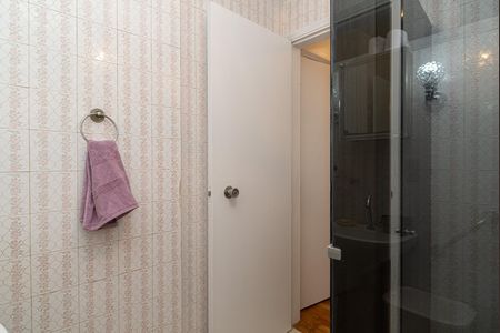 Apartamento para alugar com 128m², 3 quartos e 2 vagas Apartamento para alugar com 128m², 3 quartos e 2 vagasBanheiro 2