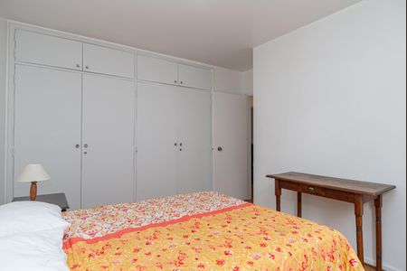 Apartamento para alugar com 128m², 3 quartos e 2 vagas Apartamento para alugar com 128m², 3 quartos e 2 vagasQuarto 1