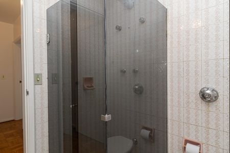 Apartamento para alugar com 128m², 3 quartos e 2 vagas Apartamento para alugar com 128m², 3 quartos e 2 vagasBanheiro 2