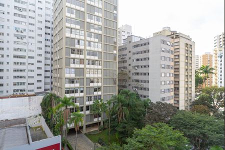 Apartamento para alugar com 128m², 3 quartos e 2 vagas Apartamento para alugar com 128m², 3 quartos e 2 vagasVista da Sala
