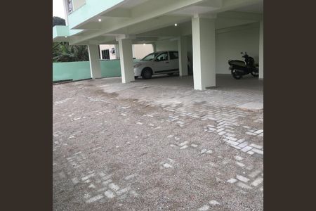 Área externa de kitnet/studio para alugar com 1 quarto, 40m² em Serraria, São José