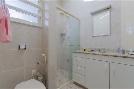 Apartamento à venda com 90m², 2 quartos e sem vaga Apartamento à venda com 90m², 2 quartos e sem vagaBanheiro