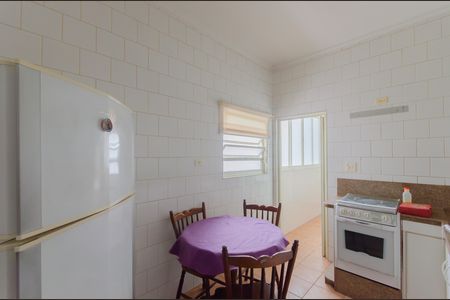 Apartamento à venda com 90m², 2 quartos e sem vaga Apartamento à venda com 90m², 2 quartos e sem vagaCozinha