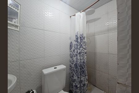 Casa para alugar com 55m², 3 quartos e sem vaga Casa para alugar com 55m², 3 quartos e sem vagaBanheiro da Suíte