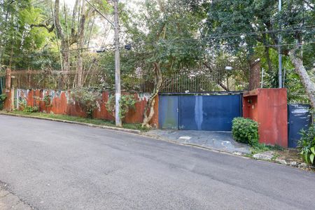Fachada de casa à venda com 5 quartos, 824m² em Fazenda Morumbi, São Paulo