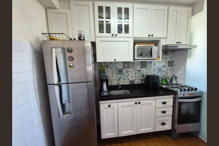 Cozinha de apartamento à venda com 2 quartos, 52m² em Vila Santana, São Paulo