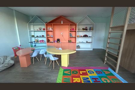 Apartamento à venda com 2 quartos, 42m² em Vila das Belezas, São Paulo