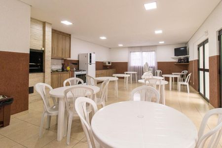 Apartamento à venda com 71m², 3 quartos e 1 vaga Apartamento à venda com 71m², 3 quartos e 1 vagaÁrea comum - Salão de festas