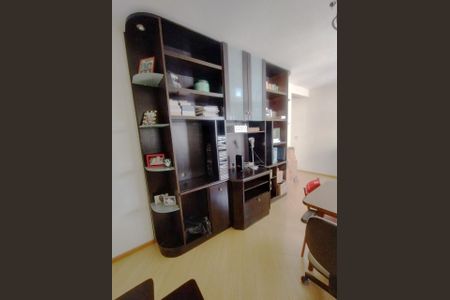 Apartamento à venda com 71m², 3 quartos e 1 vaga Apartamento à venda com 71m², 3 quartos e 1 vagaSala