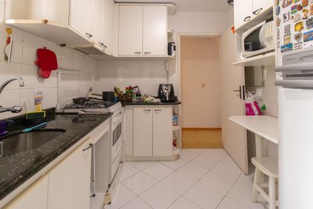 Apartamento à venda com 71m², 3 quartos e 1 vaga Apartamento à venda com 71m², 3 quartos e 1 vagaCozinha e Área de Serviço