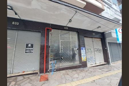 Entrada do Prédio de apartamento à venda com 1 quarto, 39m² em Centro Histórico, Porto Alegre