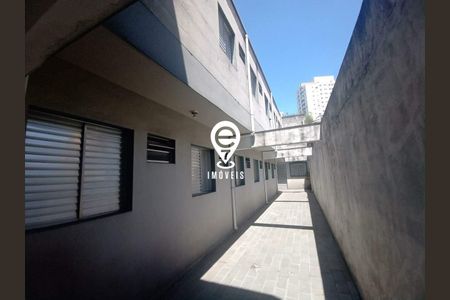 Casa à venda com 20 quartos, 300m² em Chácara Inglesa, São Paulo