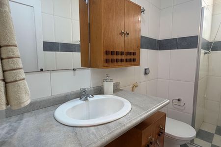 Casa para alugar com 200m², 3 quartos e 2 vagas Casa para alugar com 200m², 3 quartos e 2 vagasBanheiro