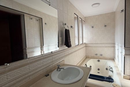 Casa para alugar com 200m², 3 quartos e 2 vagas Casa para alugar com 200m², 3 quartos e 2 vagasBanheiro da Suíte 1