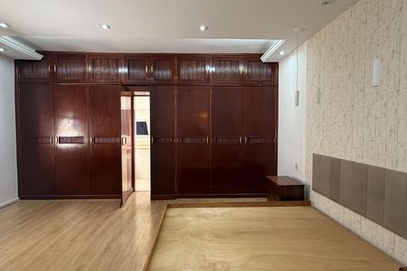 Casa para alugar com 200m², 3 quartos e 2 vagas Casa para alugar com 200m², 3 quartos e 2 vagasSuite 1
