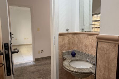 Casa para alugar com 200m², 3 quartos e 2 vagas Casa para alugar com 200m², 3 quartos e 2 vagasLavabo