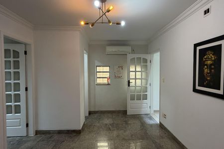 Casa para alugar com 200m², 3 quartos e 2 vagas Casa para alugar com 200m², 3 quartos e 2 vagasSala 2