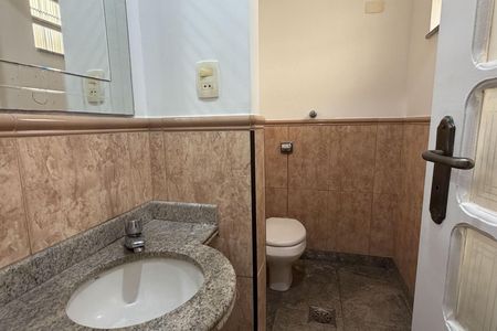 Casa para alugar com 200m², 3 quartos e 2 vagas Casa para alugar com 200m², 3 quartos e 2 vagasLavabo