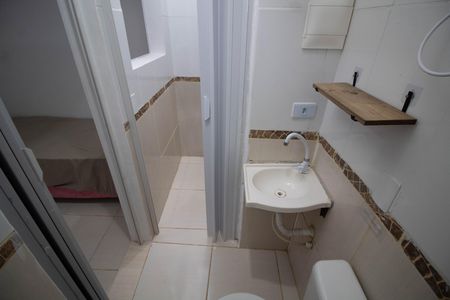 BANHEIRO de kitnet/studio para alugar com 1 quarto, 29m² em Cidade Universitária, Campinas